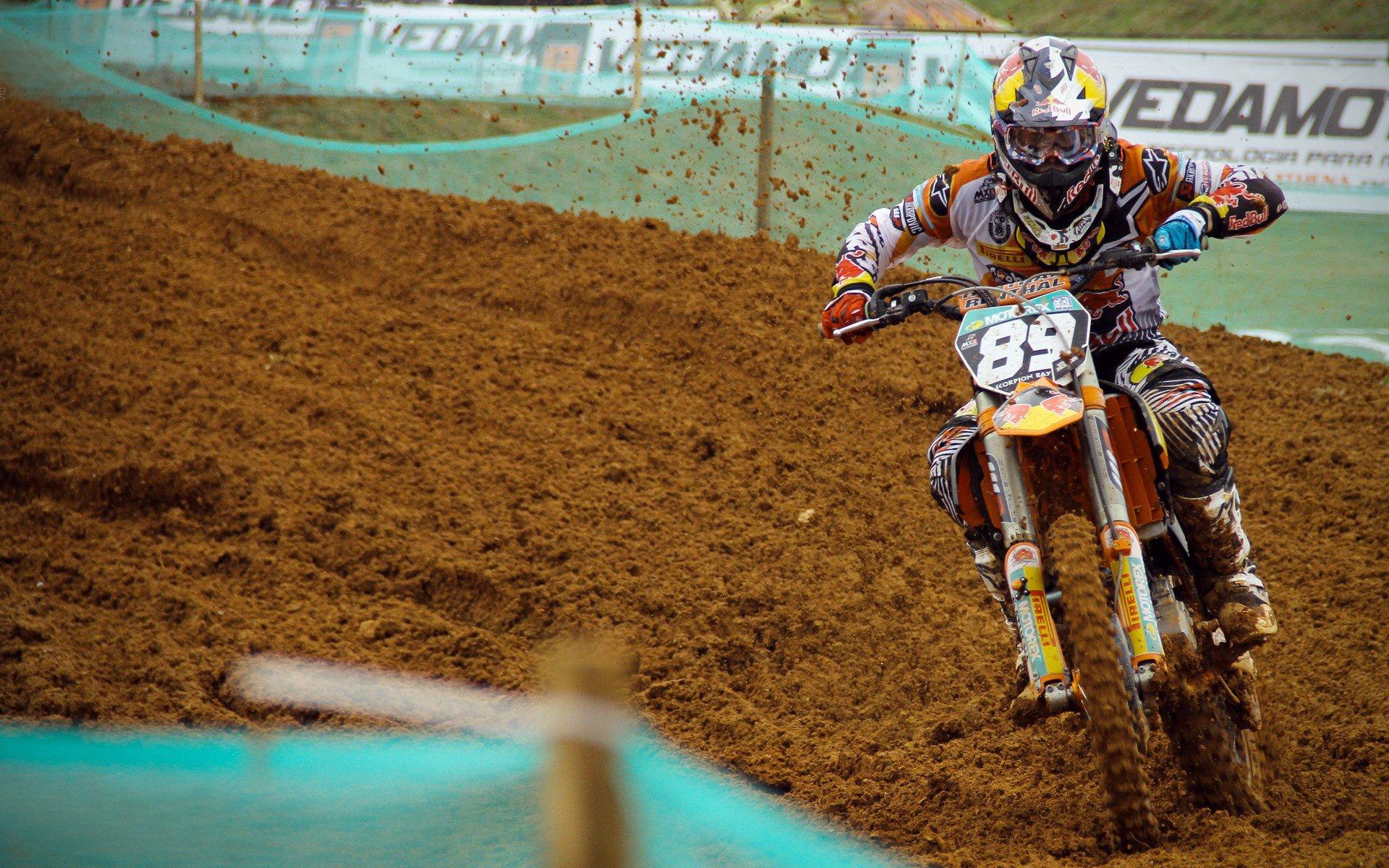 双加时鏖战！湖人险胜勇士，詹姆斯关键三分锁定胜局